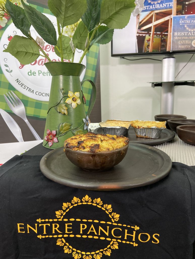 Pastel de choclo, restaurant entre panchos, Peñaflor restaurant comida típica